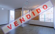 IMPECABLE DEPARTAMENTO SECTOR BRASIL 3D 2B Piso 8 a una cuadra del parque